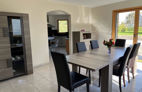 Morbihan House | Traditional Breton house with heated swimming pool 5min walk from the beach