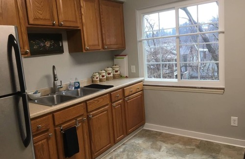 Forest Hills Apartment | Traditional decor, 1Br, 1Ba, NO steps US OPEN