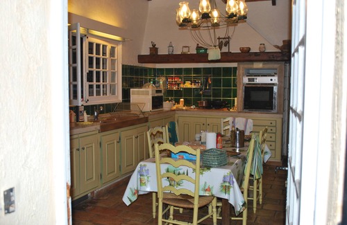 La Colle-sur-Loup House | Traditional Provencal farmhouse in the heart of nature