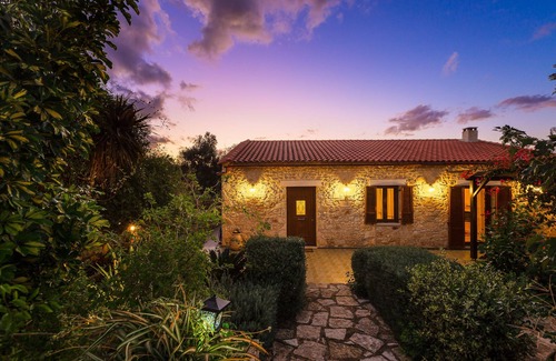Skouloufia Villa | Traditional House With Pool And Great View!