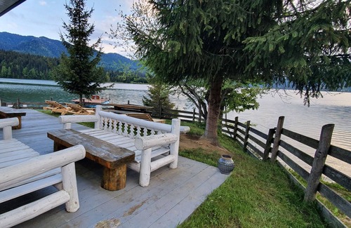Colibita House | Traditional Fisherman's house Colibita, lakefront with view and pontoon