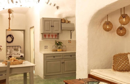 Exo Gonia Villa | Traditional Santorini Villa | 1 Bedroom | Olive House | Charming Interior &.