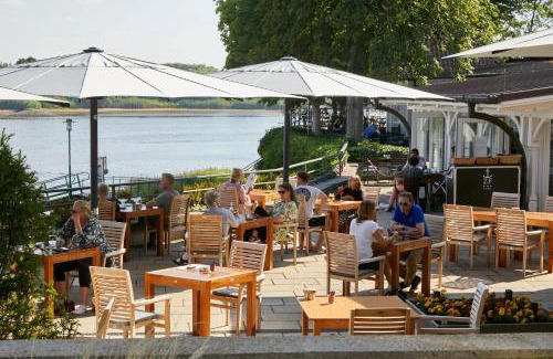 Kirchwerder Hotel | Traditionshaus by Zollenspieker Fährhaus