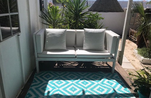 Pos Chiquito Apartment | Trailer Beach Front Cottage