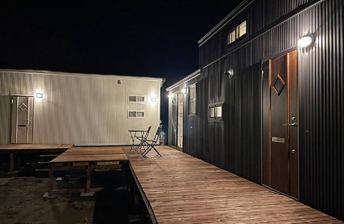 Nishimachi RV Rental | Trailer house Royal 1 building Capacity 6 people/Shimotakai District Nagano