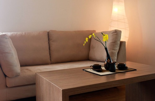 Hang Bo Apartment | Tran Suites - Serviced Apartment - Free laundry - Hanoi Old Quarter