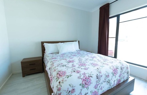 Buderim House | Tranquil 1BR Retreat With Private Entrance