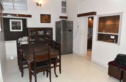 Allahabad House | Tranquil 3-bedroom house with AC in Prayagraj