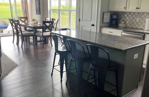 Boalsburg House | Tranquil 4-bedroom in charming Boalsburg, close to Beaver Stadium