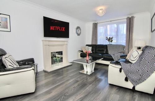 Weston on Trent House | Tranquil 4Bed Retreat - 3 Min to M6, 10 Min to Coventry City Centre