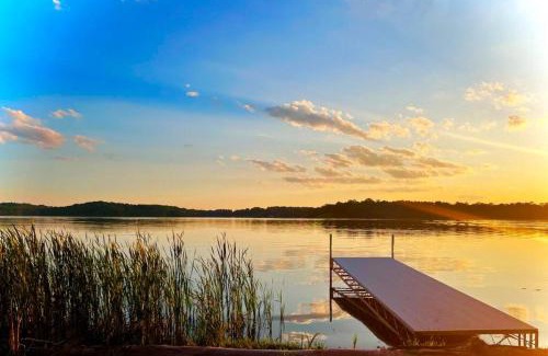 Clitherall House | Tranquil Beauty at Spitzer Lake Nature Escape