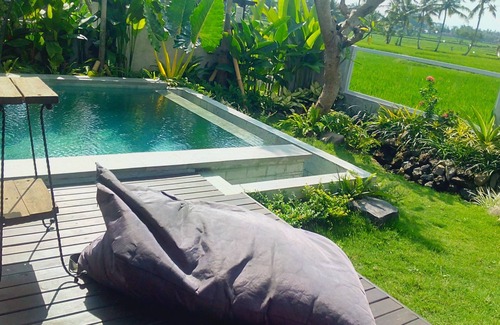 Kemenuh Villa | Tranquil breezy rice field villa w/private pool