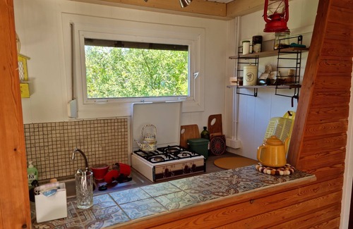 Geel Ski Chalet | Tranquil chalet in Geel with garden