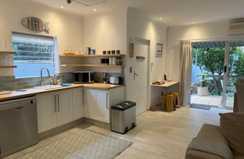 Greater Johannesburg Metropolitan Area House | Tranquil Cottage Retreat - Malanshof Randburg