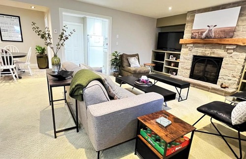 Guelph/Eramosa Apartment | Tranquil Farmhouse Private Apartment