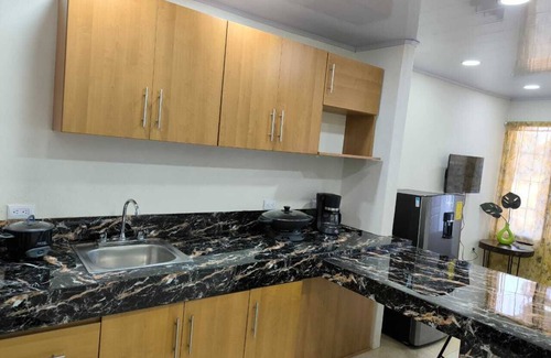 Veintisiete de Abril House | Tranquil house with AC in Veintisiete de abril, CR. 20 minutes away from beaches