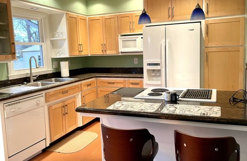 Ames House | Tranquil Home in Beautiful Setting