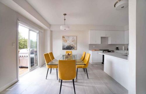Severn House | Tranquil Lakeside Townhouse