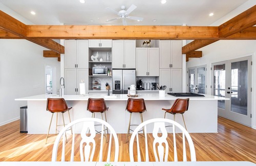 Bogart Cabin | Tranquil, Peaceful Riverhouse in Monroe GA; Close to Athens!