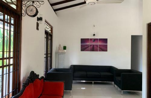 Hettimulla House | Tranquil Private Villa near Bentota Beach