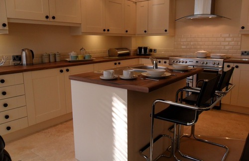 Trefriw Apartment | Tranquil Retreat with Breathtaking View in Trefriw | Elegant 2-Bedroom Apartment