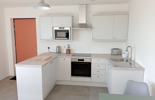 Llandefalle Apartment | Tranquil setting overlooking the Black Mountains in a well-equipped apartment.
