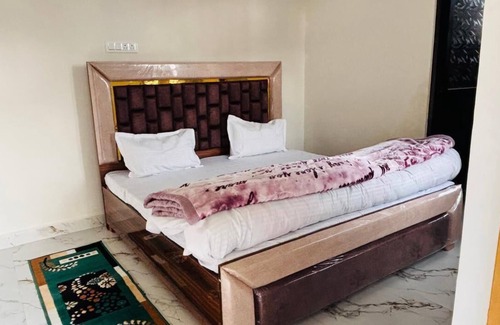 Naddi Bed & Breakfast | Tranquil Trails Naddi Sunset View