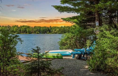 Pocono Summit House | Tranquil Waterside by AvantStay Lakefront Dock Game Room Views