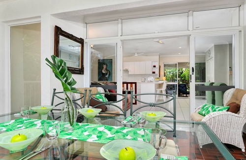 Palm Cove House | Tranquila Star Holiday, 20% month.7 day 10%Great for 2 families BEACH, Wifi