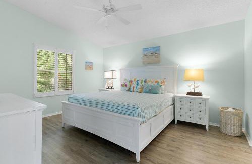 Caroline Villa | TranquilBlue Retreat