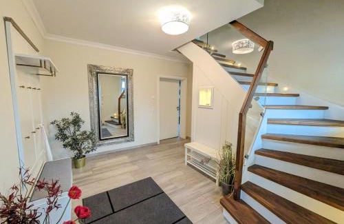 Hohen Viecheln Apartment | Traum Ferienwohnung Bonkowski am Schweriner See