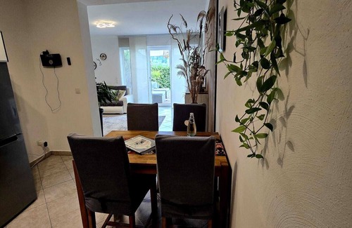 Oberzissen Apartment | Traumhaftes und Entspanntes Wohnen am Gartenteich