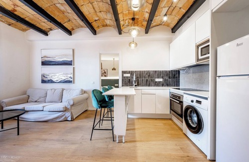 El Baix Guinardo Apartment | TRAV4-2 · 4h - Four Bedroom Apartment, Sleeps 6