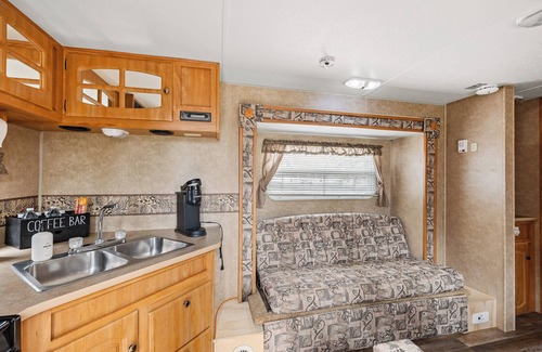 Portage House | Travel Trailer on Lake in Lakeshore Campground/1 Bedroom/Sleeps 4