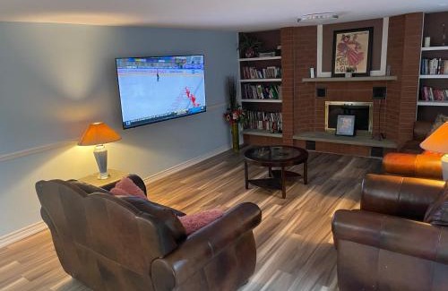 Courtice Apartment | Travelers Home