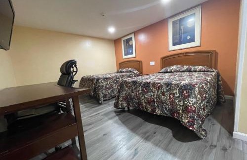 Albion Hotel | Travelers Motor Lodge