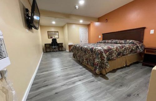 Albion Hotel | Travelers Motor Lodge