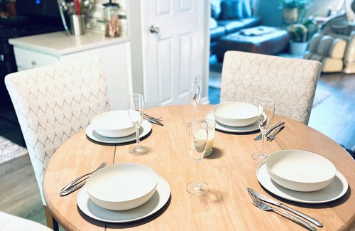 Akron House | Traveling professionals Paradise towpath cottage