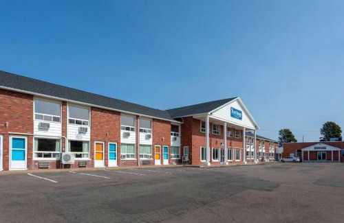 Amherst Hotel | Travelodge by Wyndham Amherst