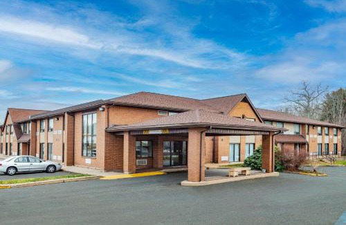 Bridgewater Hotel | Travelodge by Wyndham Bridgewater