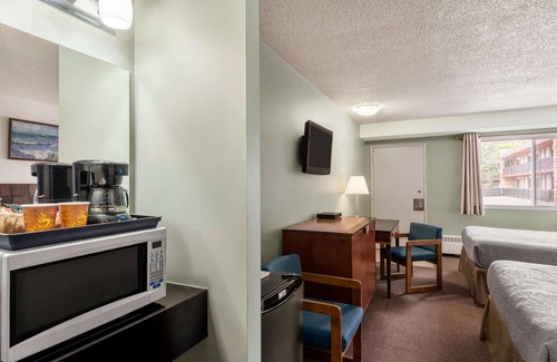 Swift Current Hotel | Travelodge by Wyndham Swift Current