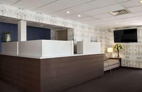 Hubbard Hotel | Travelodge by Wyndham Hubbard OH