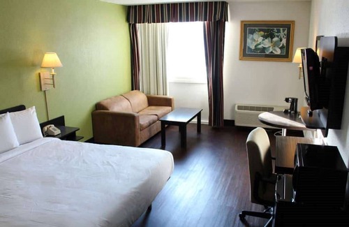 Zanesville Hotel | Travelodge by Wyndham Zanesville