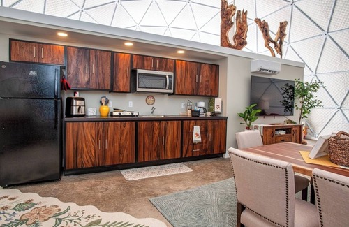 Williamsburg Apartment | Traverse City - Luxury on the Edge -13