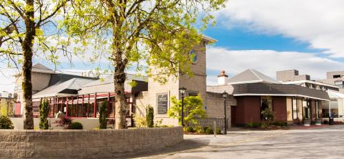Ennis Hotel | Treacys West County Conference and Leisure Centre