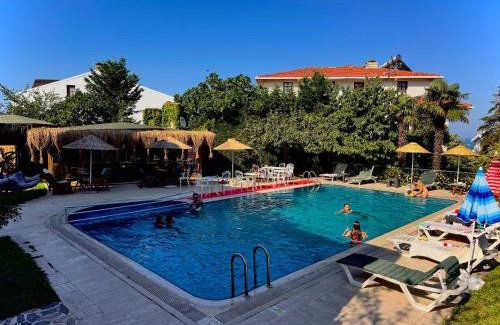 Karaburun Koyu Hotel | Treekos Suite Hotel Istanbul Airport