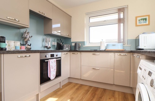 St Austell Cottage | TREMETHIC, family friendly, with a garden in Trewoon