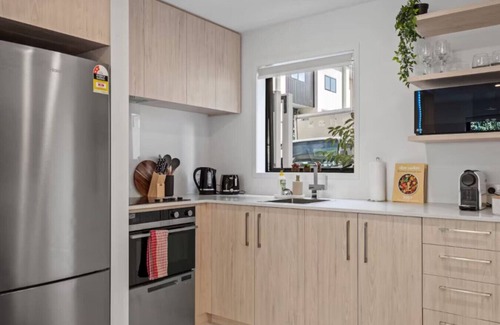 Mount Albert House | Trendy 2 Bed Accommodation