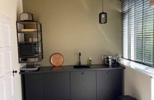 Rijnsaterwoude Apartment | Trendy Boutique Appartement Near Amsterdam