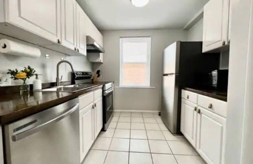 Lake Ozark Condo | Trendy South Hampton